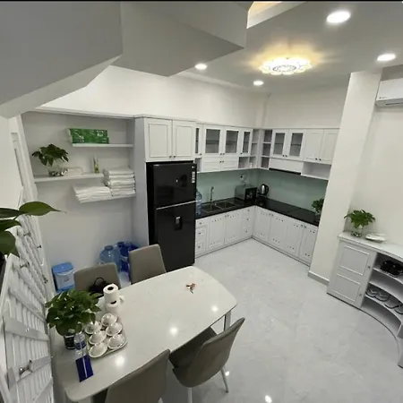 Phuong Golden Homestay